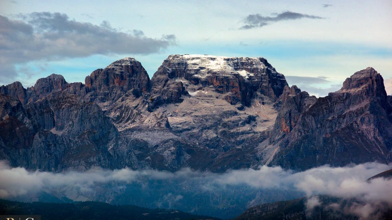 Le Dolomiti di Brenta riprese dalla vetta del monte Marzola
