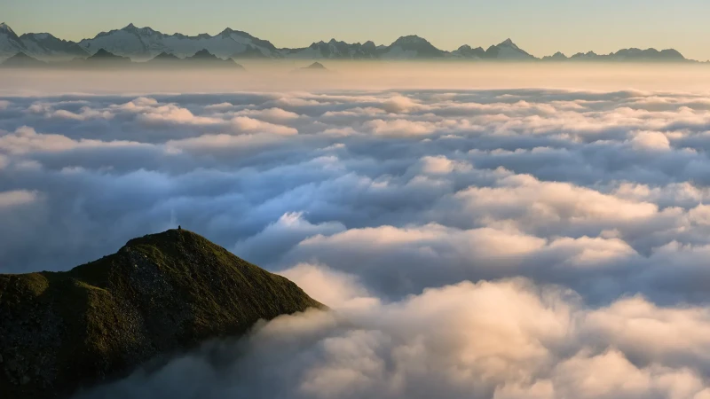 Un grande schermo naturale dalla vetta del monte Gabler