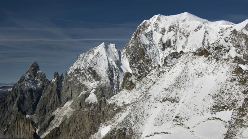 Massiccio del Monte Bianco ed Aiguille Noire de Peuterey