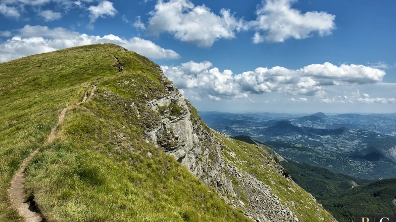 Monte Ventasso e panoramica appenninica