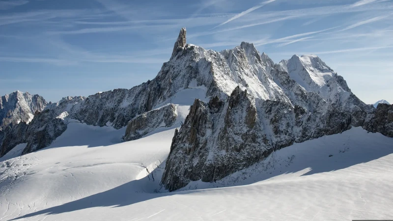 Panoramica su ghiacciaio e Dente del Gigante