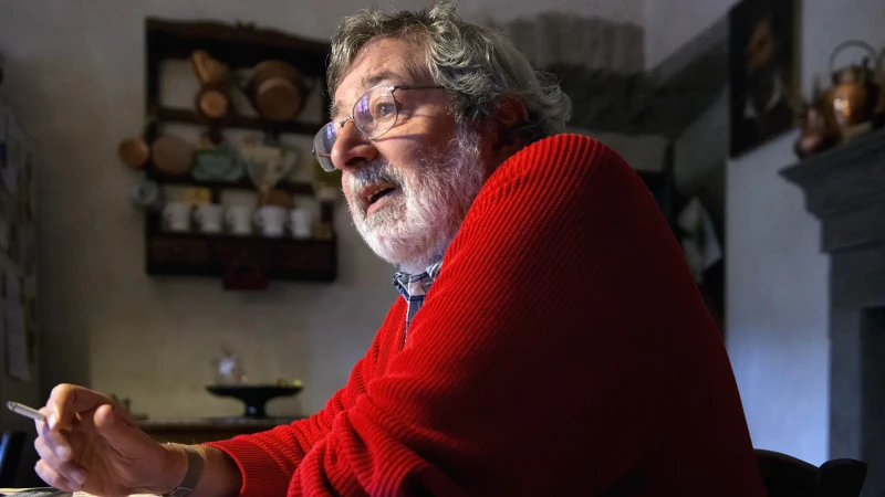 Ritratto a Francesco Guccini nella sua casa di Pavana