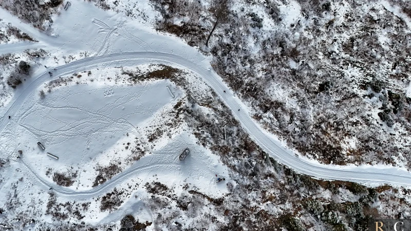 Veduta aerea invernale sul Lagorai dal drone