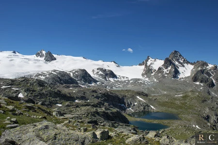 Ghiacciaio e laghi di fusione del Rutor con Grand Assaly