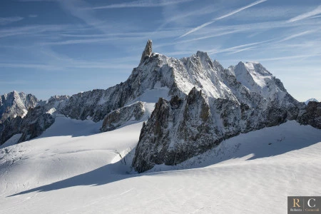 Panoramica su ghiacciaio e Dente del Gigante