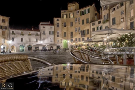 Notturno in piazza dell'Anfiteatro